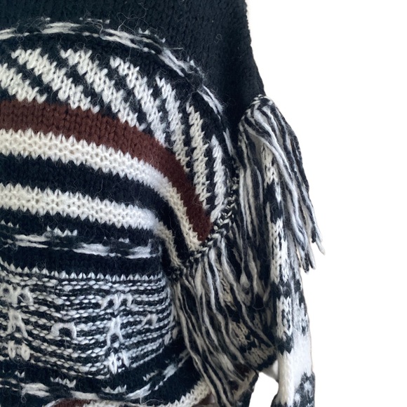 Line & Dot Anthropologie Fringe Sleeve Pullover Sweater - Picture 3 of 4